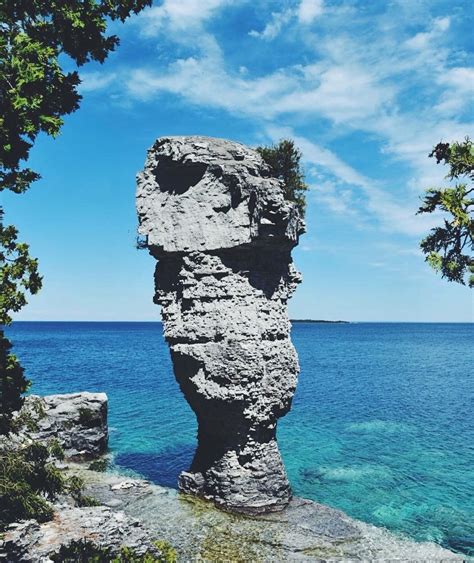 Tobermory, Ontario 🇨🇦 | Nature pictures, Wonders of the world, Places to visit