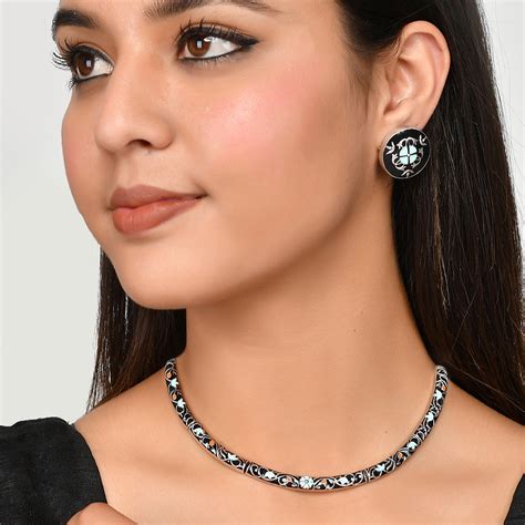 Enameled Elegance Silver Oxidized Blue-Round Necklace Set – VOYLLA