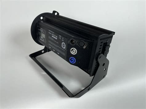 Chroma-Q Studio Force D 12 LED Batten - AC-ET Professional Technology ...