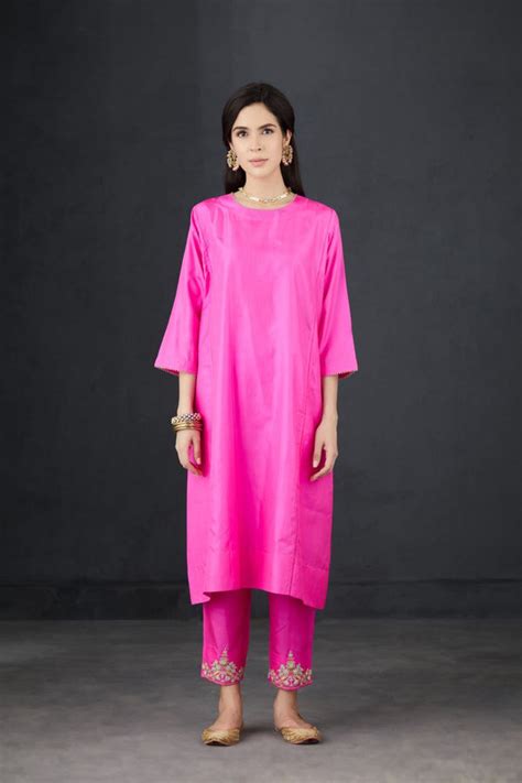 Buy Tunics Collection - Women's designer clothes | Elanstore