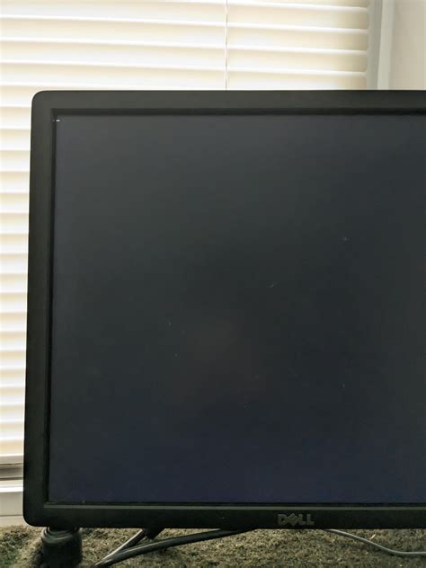 Ubuntu is stuck on this screen blinking, just installed on a HDD and ...