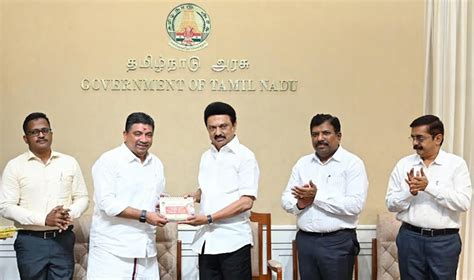 கலைஞர் கருவூலம் சிறப்பு இணையப் பக்கத்தை முதலமைச்சர் மு.க.ஸ்டாலின் ...