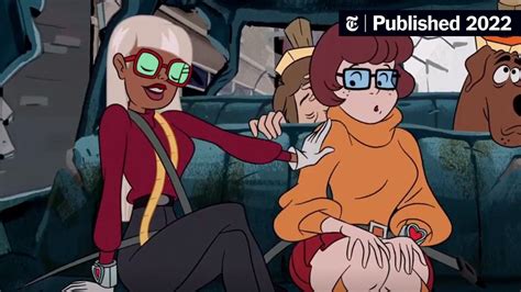 After Decades of Hints, Scooby-Doo's Velma Is Depicted as a Lesbian ...