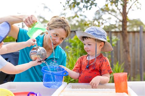 Children Play 的图像结果