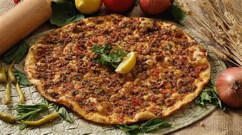 2 lahmacun kaç kalori