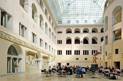 University of Zurich Fees 2026: Tuition Fees, Annual Cost, Financial Aids