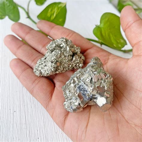 Natural Pyrite Raw Cluster – SILBERUH