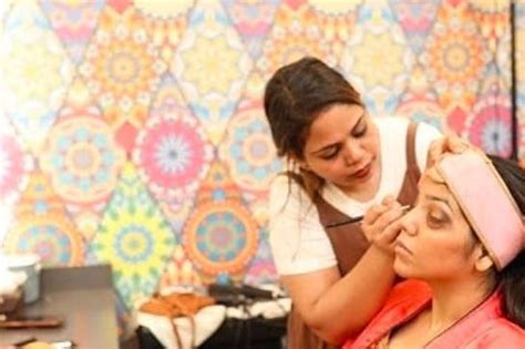 Makeovers By Vanshika, Kota - Makeup Artist - Kota Industrial Area ...