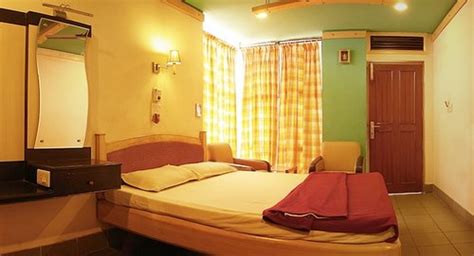 FABHOTEL KINNERA COMFORTS (Visakhapatnam (Vizag), Andhra Pradesh ...