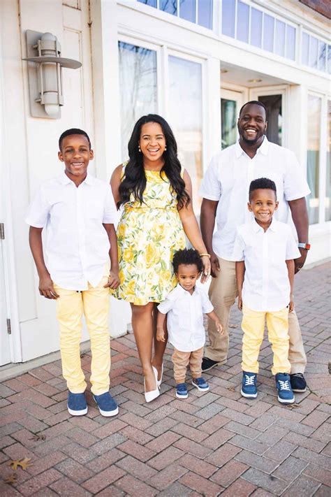 Matching Family Outfits for Spring | Dallas fashion | Glamorous Versatility