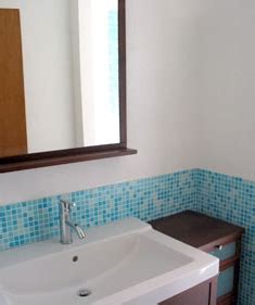 Glass Mosaic Kitchen Tile from Hakatai