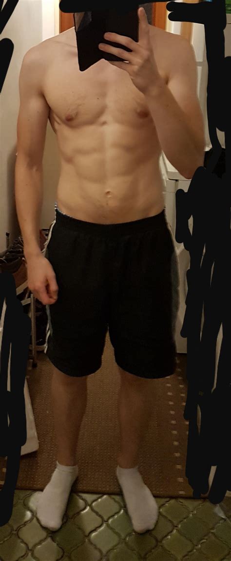 23M 5"8 132lbs (173cm, 60kg), BF? Should i be lean bulking? Currently ...