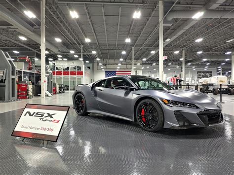 We watched Acura build the final NSX supercar - Hagerty Media