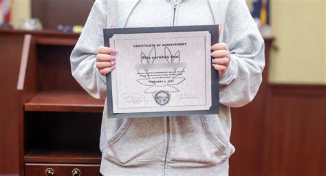 Juvenile drug court: A clean slate for those who get clean - cleveland.com