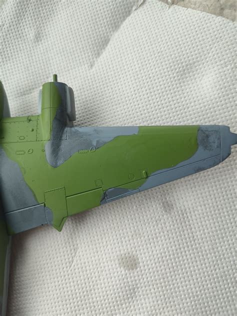 Tried masking with AK camouflage elastic putty. Greasy dark residue present where the putty was ...