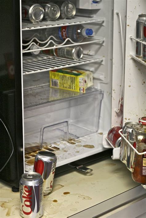 Exploding Diet Coke 的图像结果