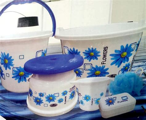 Lootmela® Floral Print Elegent Bathroom Set of 6 pcs (Bucket (16 LTR ...
