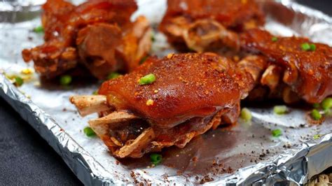 “网红烤猪蹄”在家也能做，猪皮Q弹，肥而不腻，香辣入味真过瘾,美食,美味食谱,好看视频