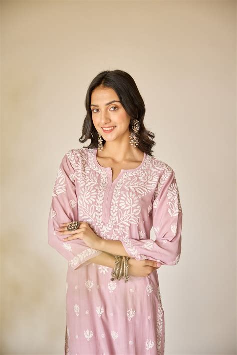 Noura Dusty Pink Muslin Hand Embroidered Chikankari Kurta