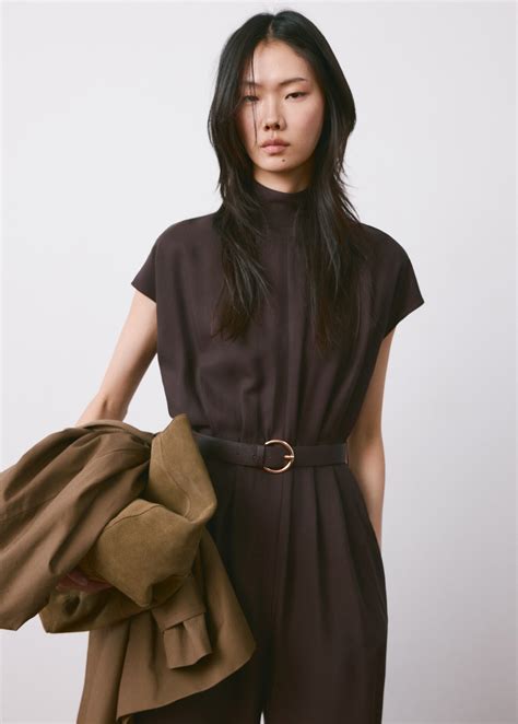 Vestidos marrones de mujer 2026 | MANGO España (Península y Baleares)