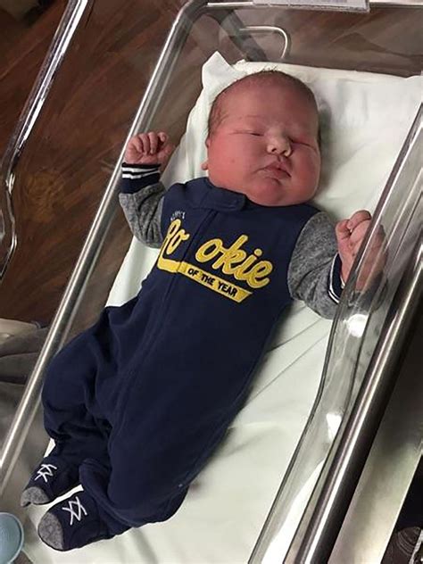 2-Foot-Tall Newborn Tips Scales at More Than 12 Pounds
