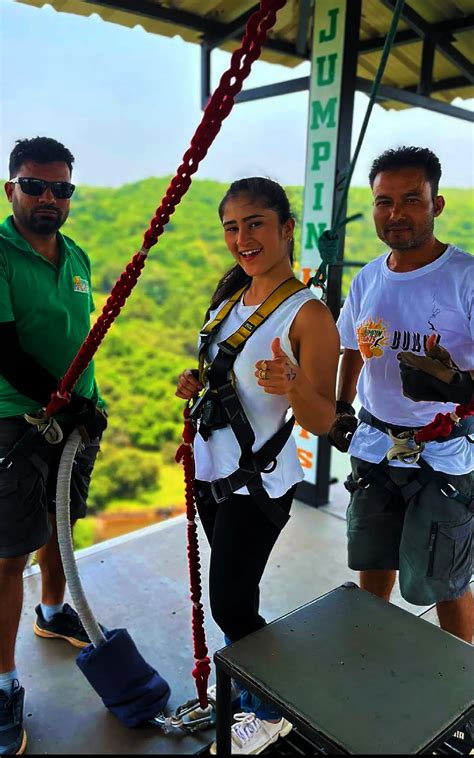 7 Days Adventurous Goa Trip with Friends - Book Now @ Rs.31199 (10% off)