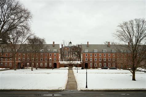 Inside a Battle Over Race, Class and Power at Smith College - The New ...
