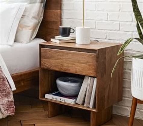 Anton Solid Wood Nightstand (22")