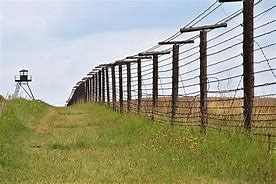 Iron Curtain 的图像结果