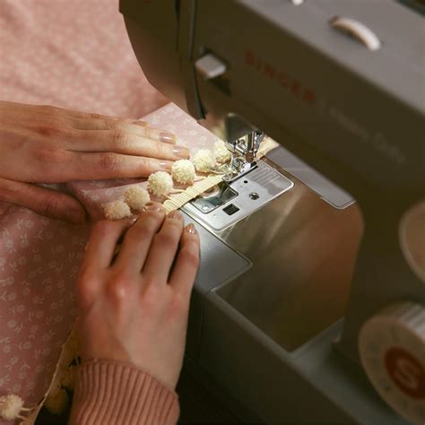 SINGER | Heavy Duty 4452 Sewing Machine + SINGER India | Ubuy