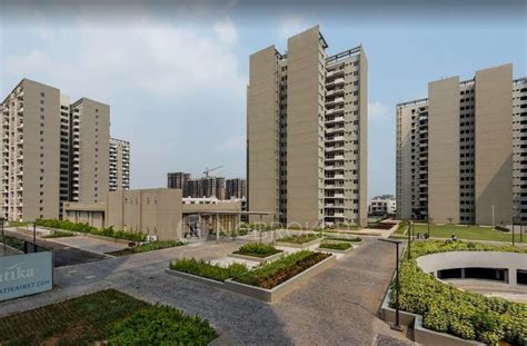 Standalone Building Pitampura - Without Brokerage Semi-furnished 3 BHK ...