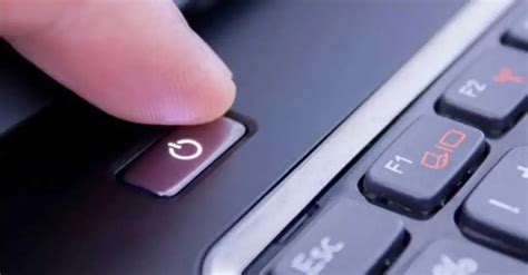 Computer Turns Off Itself 的图像结果