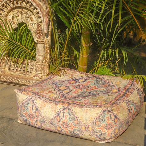Spice Up Your Patio with the Right Outdoor Floor Cushions | Realicozy