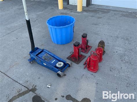 Stylish Floor Jack And Jack Stand Combo For Modern Homes