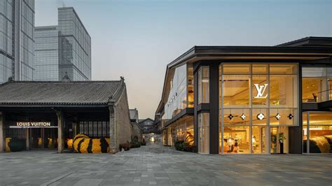 Louis Vuitton Chengdu Sino-cean Taikoo Li Store Store in Chengdu, CHINA ...