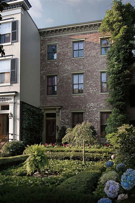 Capitol Hill 的图像结果