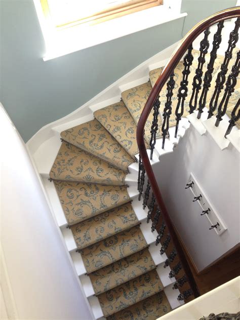 How To Install Curved Stair Runner at Michelle Jeffrey blog