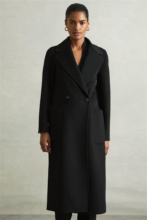 Reiss Petite Wool Blend Double Breasted Blindseam Coat in Black | Lyst