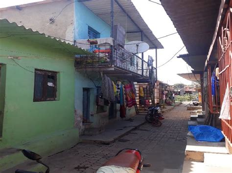 Chawl Rooms Ulhasnagar - Without Brokerage Unfurnished 4 BHK Flat for ...