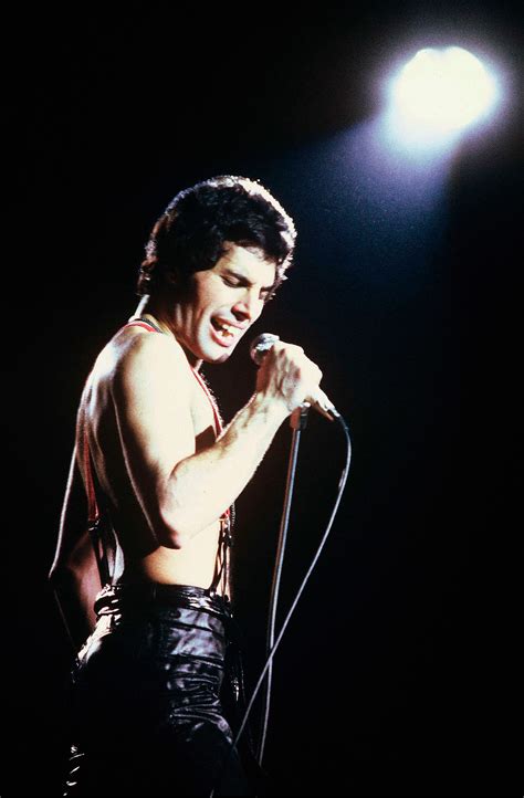 Queen to Release New Album With Unreleased Freddie Mercury Songs ...