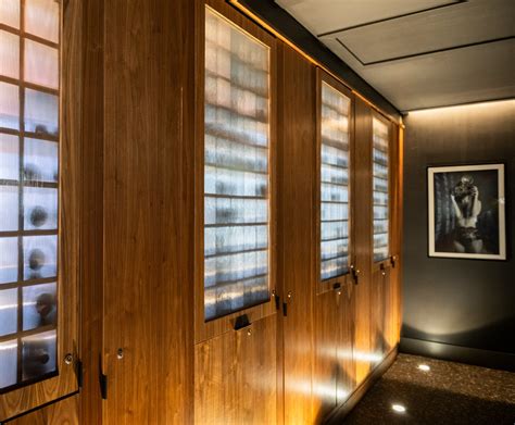 SAINT ITALIAN RESTAURANT – Select Seating