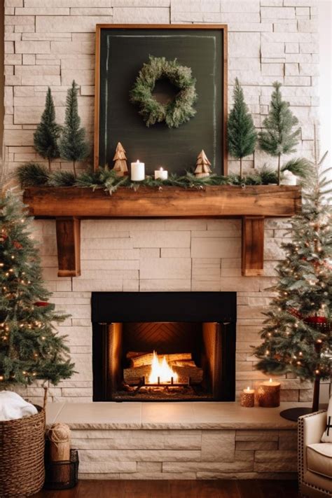 40+ Rustic Farmhouse Christmas Mantel Ideas for a Cozy Fireplace ...