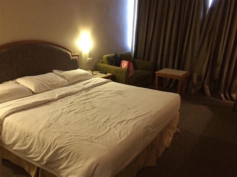 HARBOUR VIEW HOTEL (Kuching, Sarawak) - Hotel Reviews, Photos, Rate ...