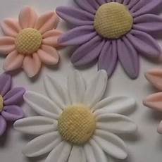 come fare i fiori con la pasta di zucchero come fare i fiori con la pasta di zucchero la guida come fare i fiori con la pasta di zucchero come fare i fiori con la pasta di zucchero la guida