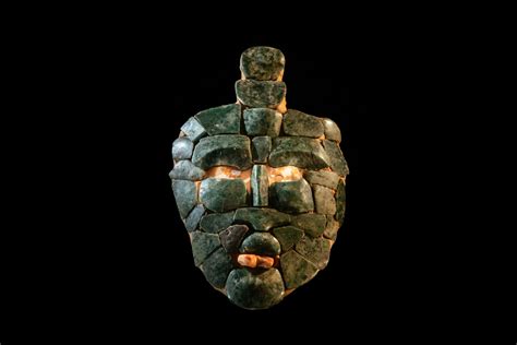 Stunning jade mask found inside the tomb of a mysterious Maya king ...