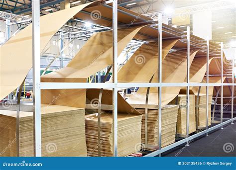 Cardboard Machine 的图像结果