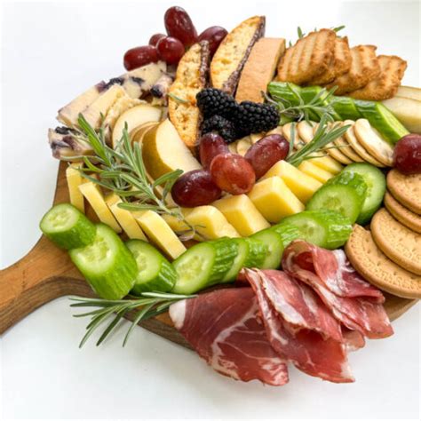 How to Pronounce Charcuterie - Amazing Charcuterie Boards