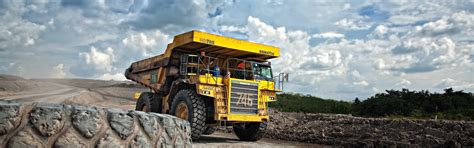 Download wallpaper Clouds, Sky, Wall, Truck, Tire, Komatsu, Big Truck ...