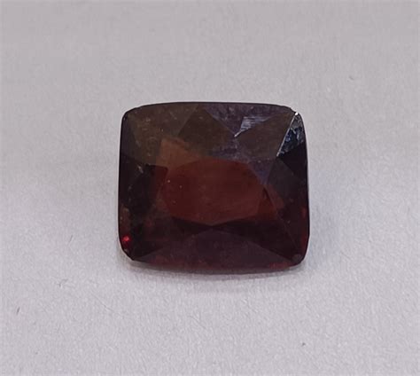 GARNET – Carat Gems