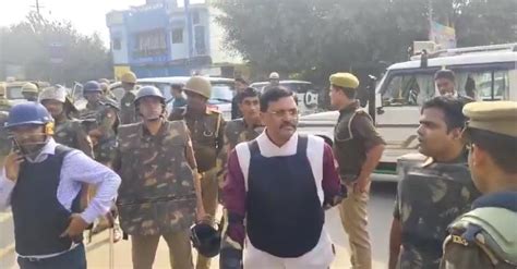 Three killed in firing as violence breaks out amid Sambhal mosque ...